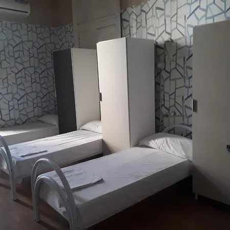 Balarm - Hostel And Bar-2